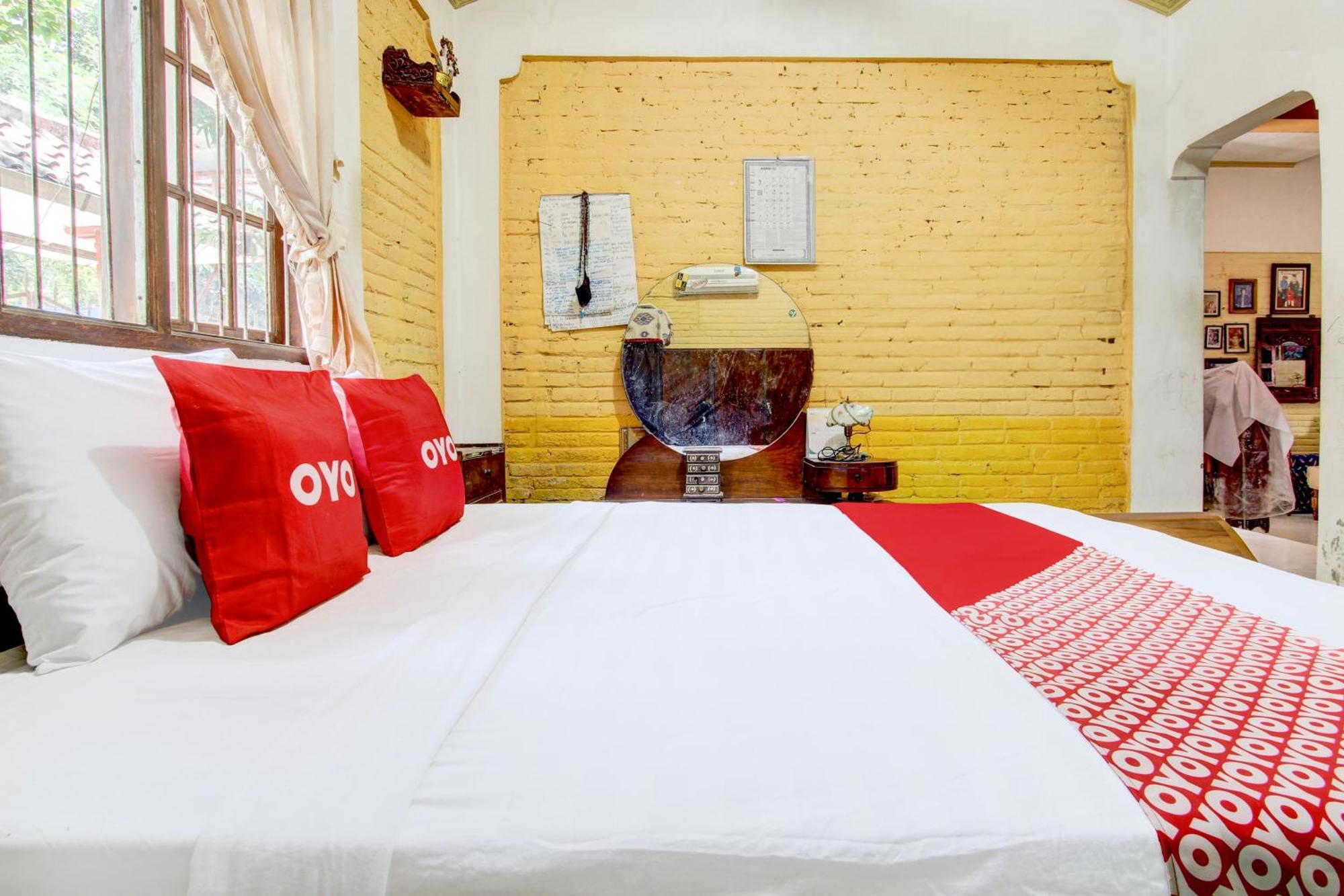 Oyo 94000 Omah Citra Genia Homestay Ngaglik Buitenkant foto